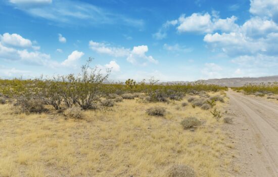 2.21 Acres en Yucca, Arizona – Sold